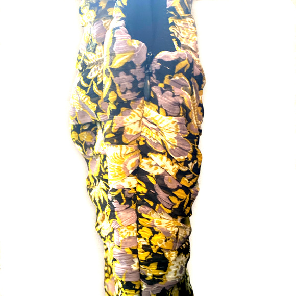 Zara Floral Dress - Picture 6 of 7